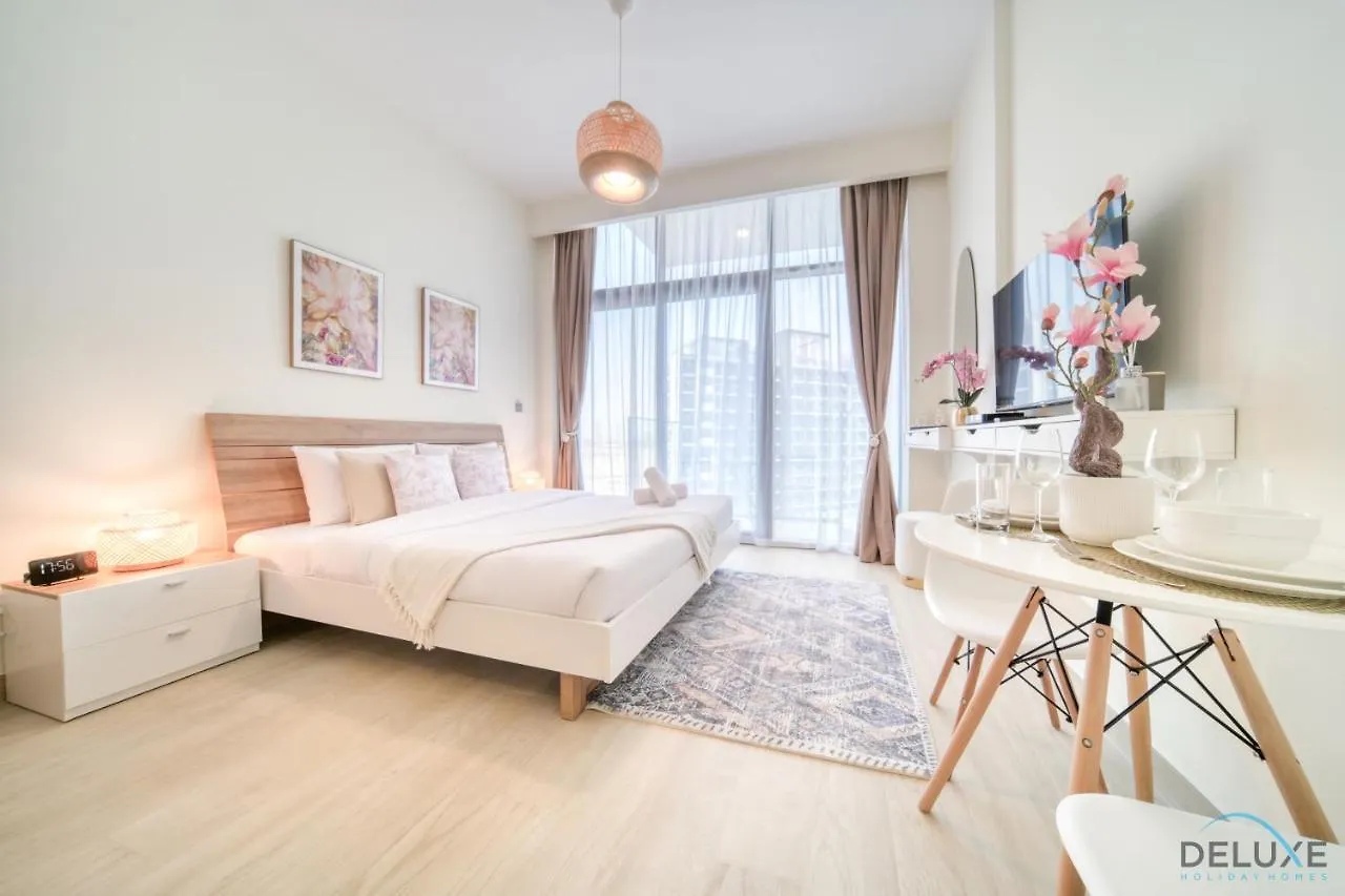 Reposeful Studio At Azizi Riviera 4, Al Merkadh By Deluxe Holiday Homes Dubái